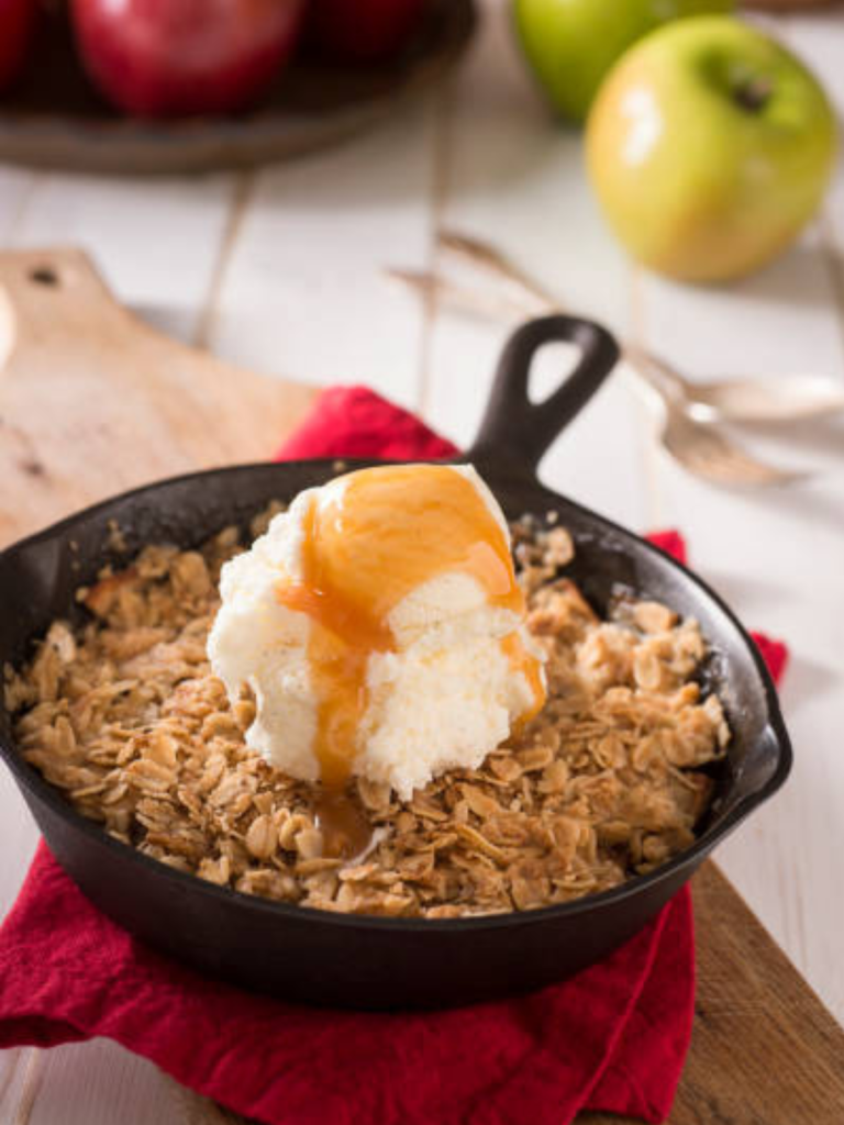 Maple Syrup Oatmeal Apple Crisp