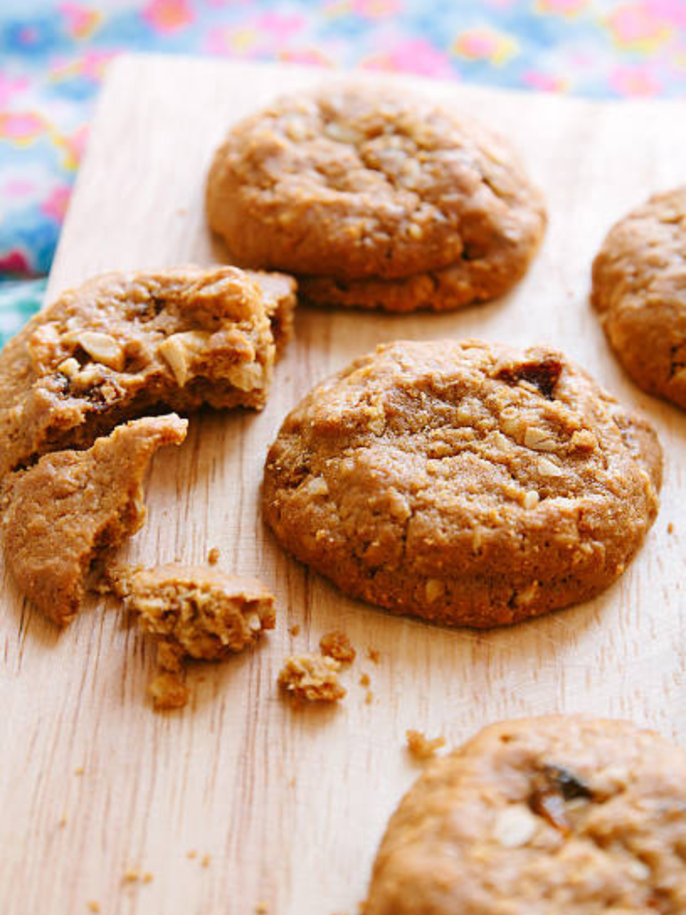 Date-Sweetened Peanut Butter Oatmeal Cookies