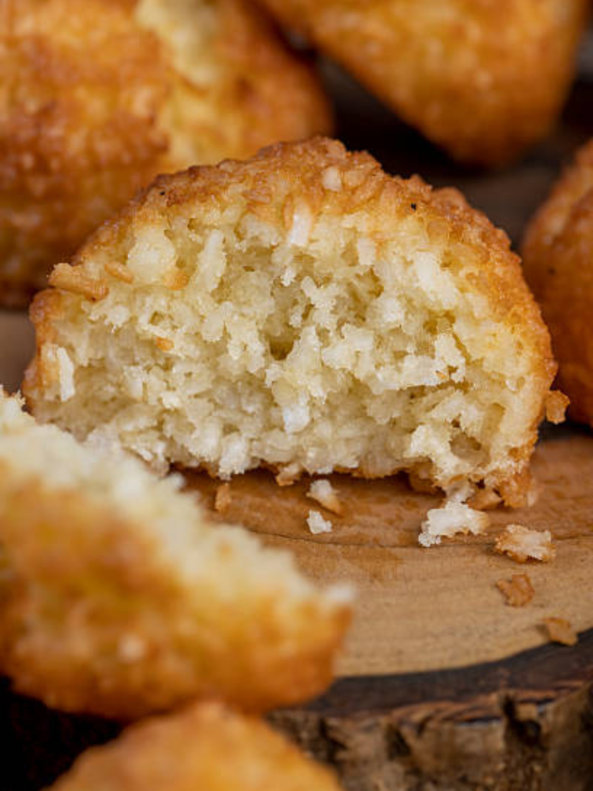 Chewy Coconut Macaroons