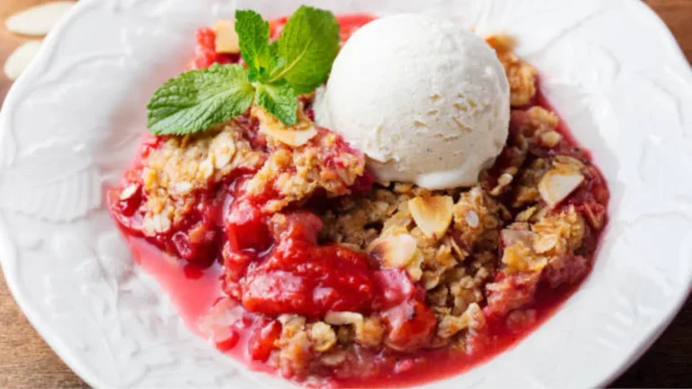 Sugar-Free Strawberry Rhubarb Crisp