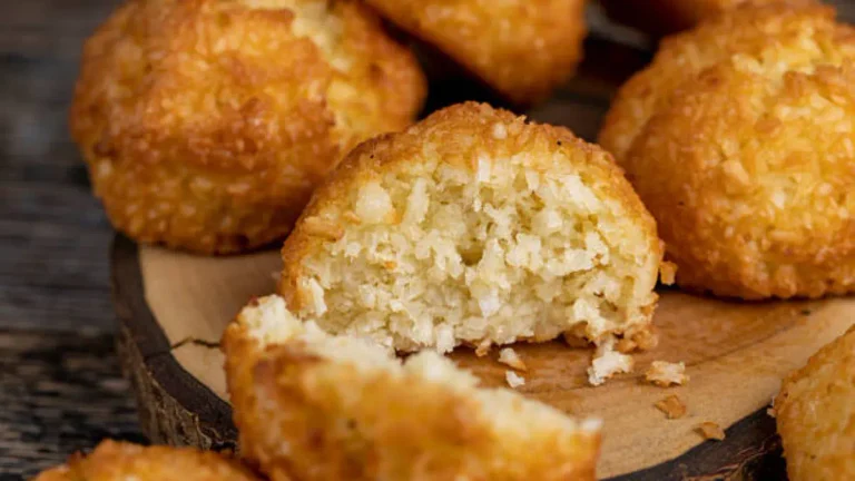 Chewy Coconut Macaroons (Sweetened with Condensed Coconut Milk – Sugar Free)