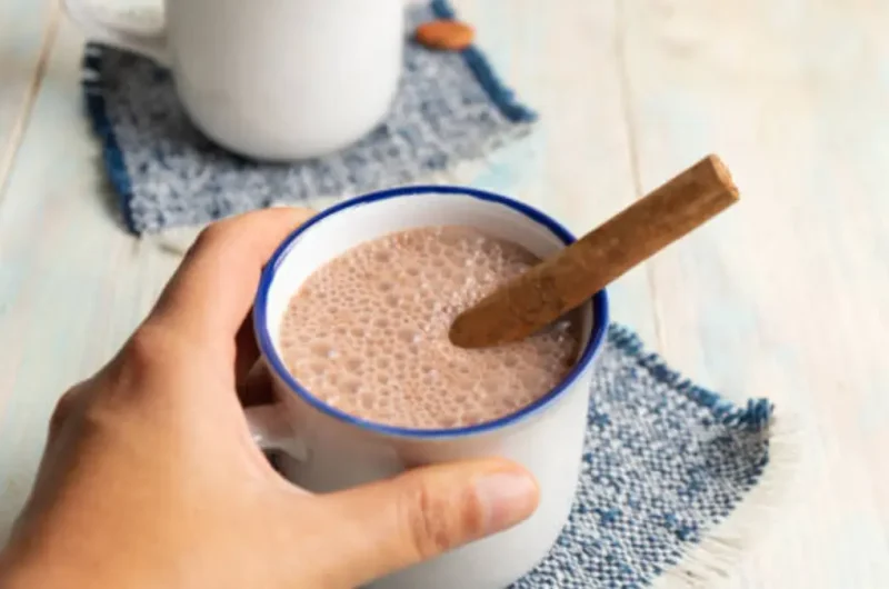 Date-Sweetened Almond Milk Hot Chocolate Without Refined Sugar