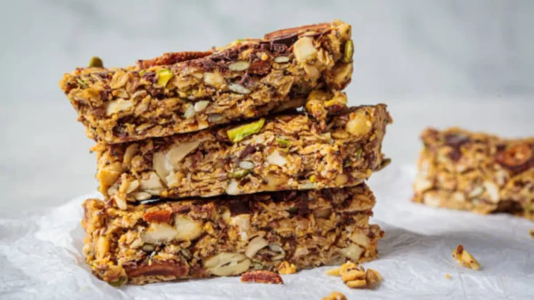 Date-Sweetened Oat & Nut Granola Bars (Refined Sugar-Free)