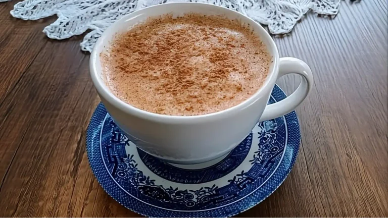 Vanilla Cinnamon Keto Latte Recipe (5-Minute Low Carb)